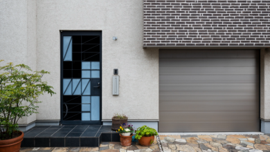 Things to Check before Hiring a Garage Door Repair Company Things to Check before Hiring a Garage Door Repair Company