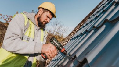 Things to Check Before Working with a Roofing Specialist